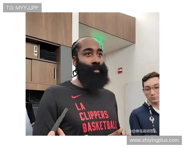 原创哈登狂砍55分封神！成NBA首位双队史得分王，36岁飙10记三分创多项纪录